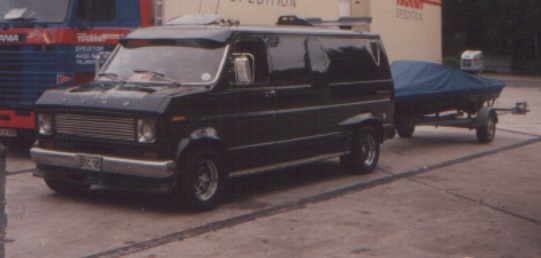 Econoline Van 004.jpg